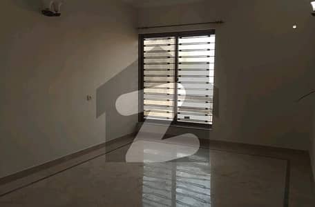 14 Marla Upper Portion For Grabs In I-8