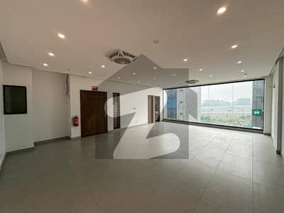 BEST OPTION 4 MARLA COMMERCIAL FLOOR FOR RENT DHA 8 BEST OPTION 4 MARLA COMMERCIAL FLOOR FOR RENT DHA 8