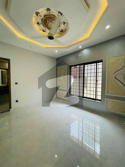 10 Marla Brand New Home For Sale