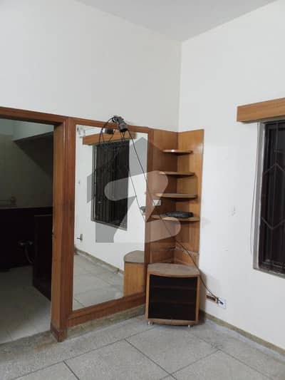 وکیل کالونی اسلام آباد ہائی وے,راولپنڈی میں 6 کمروں کا 6 مرلہ مکان 3.2 کروڑ میں برائے فروخت۔