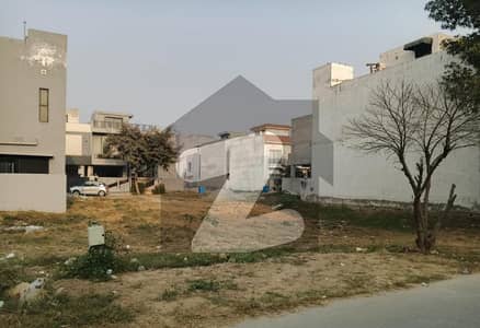 5 MARLA RESIDENTIAL PLOT FOR SALE IN DHA PHASE 9 TOWN. 5 MARLA RESIDENTIAL PLOT FOR SALE IN DHA PHASE 9 TOWN.