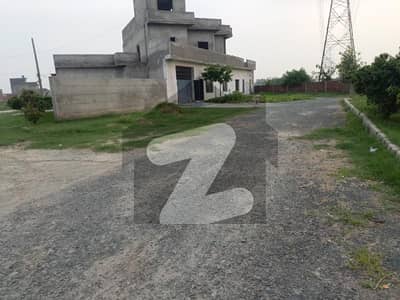 4 Marla Corner Plot For Sale ( Investors Rate)