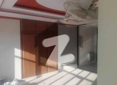 جی ۔ 8 اسلام آباد میں 11 مرلہ دفتر 6.0 لاکھ میں کرایہ پر دستیاب ہے۔