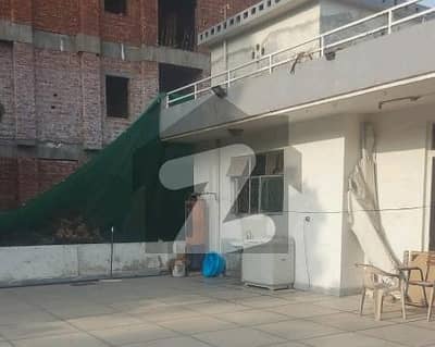 Centrally Located House In Garden Town - Ahmed Block Is Available For sale