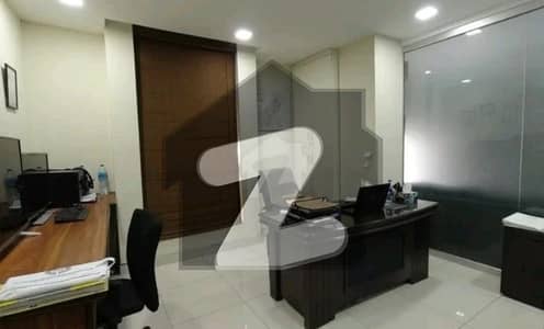 Office For Grabs In 4000 Square Feet G-7