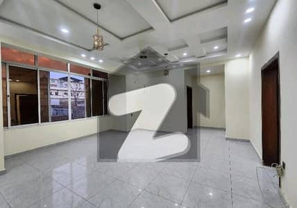 آئی ۔ 8/2 آئی ۔ 8,اسلام آباد میں 3 کمروں کا 14 مرلہ بالائی پورشن 1.4 لاکھ میں کرایہ پر دستیاب ہے۔