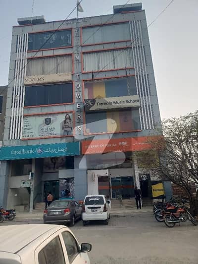 4 Marla Plaza On Mainboleward Bank Plaza