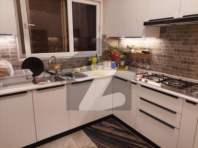 A Prime Location Flat Of 3248 Square Feet In Karachi