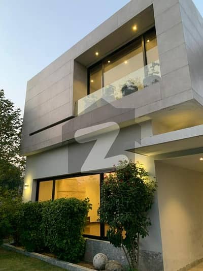 ڈی ایچ اے فیز 10 ڈیفنس (ڈی ایچ اے),لاہور میں 8 مرلہ پلاٹ فائل 32.0 لاکھ میں برائے فروخت۔