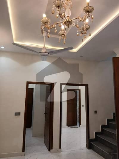 الکبیر ٹاؤن - فیز 2 الکبیر ٹاؤن,رائیونڈ روڈ,لاہور میں 3 کمروں کا 3 مرلہ مکان 1.22 کروڑ میں برائے فروخت۔