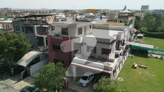 Beautiful portion, 4 Bed Room