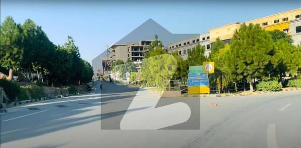 10 Marla Residential Plot In Bahria Town Phase 8 - Block I Is Available For sale