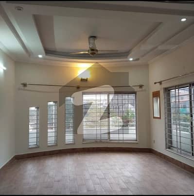 14 Marla Upper Portion for Rent | Near Markaz | All Facilities