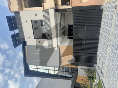 پارک ویو سٹی ۔ ٹوپز بلاک پارک ویو سٹی,لاہور میں 4 کمروں کا 5 مرلہ مکان 1.1 لاکھ میں کرایہ پر دستیاب ہے۔