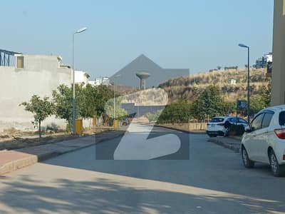 بحریہ انکلیو - سیکٹر ایف1 بحریہ انکلیو,بحریہ ٹاؤن,اسلام آباد میں 8 مرلہ رہائشی پلاٹ 1.1 کروڑ میں برائے فروخت۔