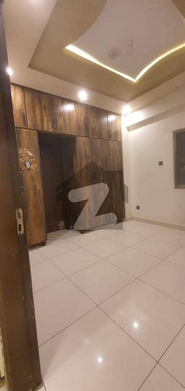 Ready To Live Flat West Open Good Location