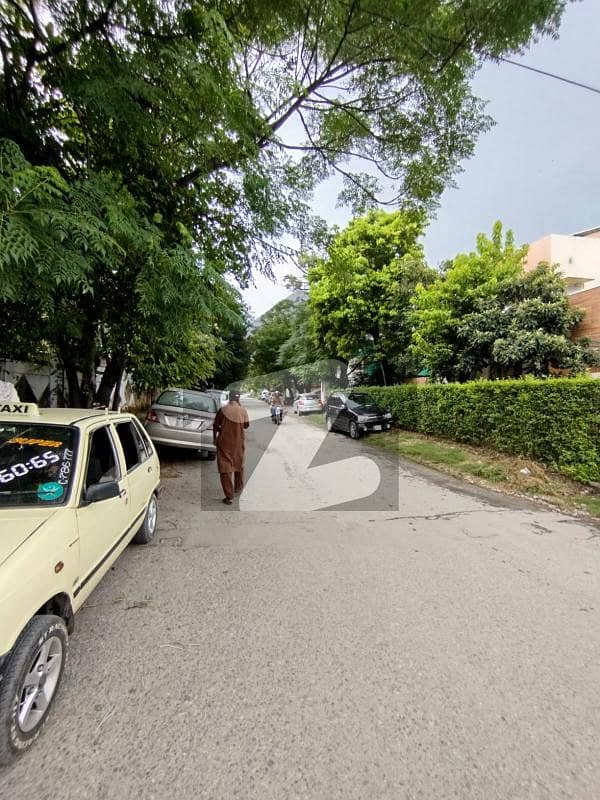 LOWER PORTION FOR RENT IN F-8 LOWER PORTION FOR RENT IN F-8