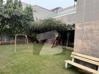 ڈی ایچ اے فیز 5 - بلاک بی فیز 5,ڈیفنس (ڈی ایچ اے),لاہور میں 6 کمروں کا 1 کنال مکان 15.0 کروڑ میں برائے فروخت۔