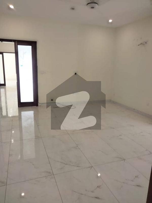 ڈی ایچ اے فیز 6 ڈی ایچ اے ڈیفینس,کراچی میں 3 کمروں کا 1 کنال بالائی پورشن 3.3 لاکھ میں کرایہ پر دستیاب ہے۔ ڈی ایچ اے فیز 6 ڈی ایچ اے ڈیفینس,کراچی میں 3 کمروں کا 1 کنال بالائی پورشن 3.3 لاکھ میں کرایہ پر دستیاب ہے۔