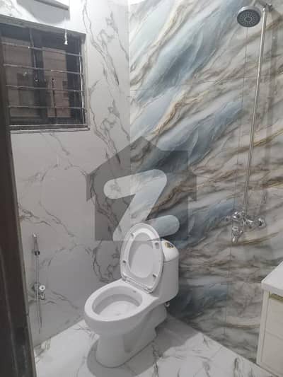 پارک ویو سٹی ۔ تولپ ایکسٹینشن بلاک پارک ویو سٹی,لاہور میں 2 کمروں کا 5 مرلہ بالائی پورشن 40.0 ہزار میں کرایہ پر دستیاب ہے۔