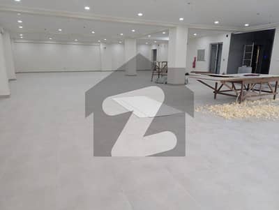 ڈی ایچ اے فیز 8 سابقہ ​​پارک ویو ڈی ایچ اے فیز 8,ڈی ایچ اے ڈیفینس,لاہور میں 16 مرلہ دفتر 2.5 لاکھ میں کرایہ پر دستیاب ہے۔