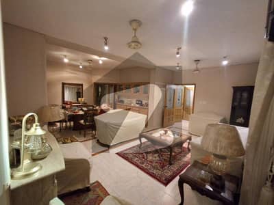 ایڈن ایوینیو ایڈن,لاہور میں 4 کمروں کا 12 مرلہ مکان 3.95 کروڑ میں برائے فروخت۔