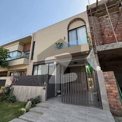 ڈی ایچ اے فیز 5 ڈیفنس (ڈی ایچ اے),لاہور میں 3 کمروں کا 5 مرلہ مکان 2.6 کروڑ میں برائے فروخت۔ ڈی ایچ اے فیز 5 ڈیفنس (ڈی ایچ اے),لاہور میں 3 کمروں کا 5 مرلہ مکان 2.6 کروڑ میں برائے فروخت۔