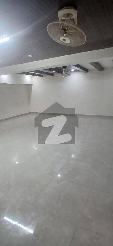 ای ۔ 11 اسلام آباد میں 3 کمروں کا 1 کنال زیریں پورشن 1.6 لاکھ میں کرایہ پر دستیاب ہے۔