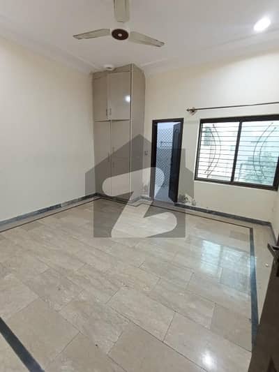 Flat Available For Rent In Shah Allah Ditta