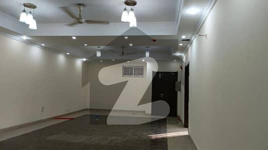 A Spacious 1530 Square Feet Flat In DHA Phase 1 - Sector F