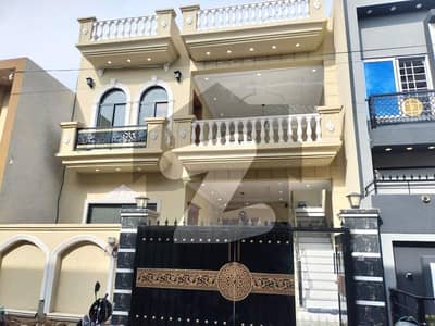 صنوبر سٹی اڈیالہ روڈ,راولپنڈی میں 3 کمروں کا 5 مرلہ مکان 1.45 کروڑ میں برائے فروخت۔ صنوبر سٹی اڈیالہ روڈ,راولپنڈی میں 3 کمروں کا 5 مرلہ مکان 1.45 کروڑ میں برائے فروخت۔