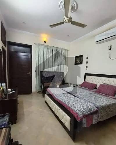 For Sale: Ideal 30x60 House in G13 Sector