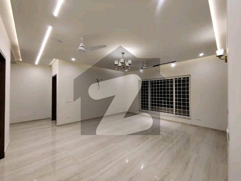 Buying A Lower Portion In D-12/2? Buying A Lower Portion In D-12/2?