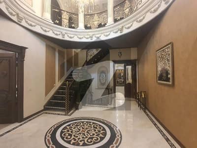 PHASE-5 , ONE KANAL SPANISH HOUSE FULLY FURNISHED BAESEMENT