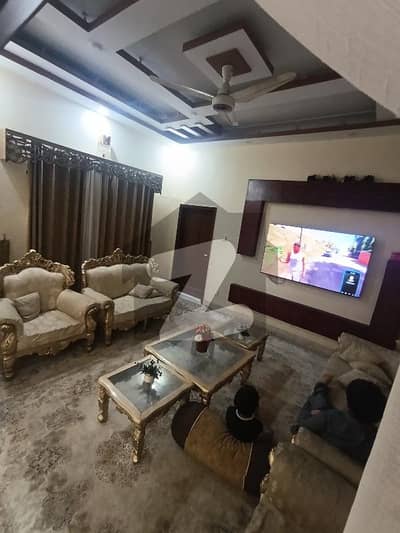 Portion For Rent first floor with Roof Entrance Separate 400 yards Portion For Rent first floor with Roof Entrance Separate 400 yards