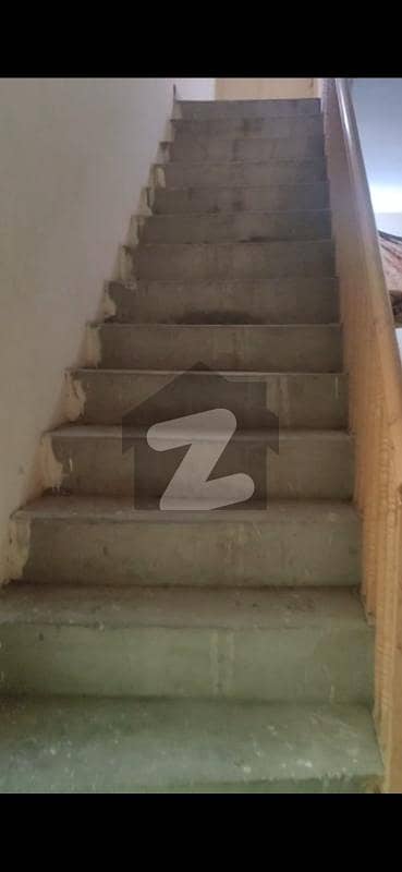 سمن آباد لاہور میں 2 کمروں کا 3 مرلہ فلیٹ 22.0 ہزار میں کرایہ پر دستیاب ہے۔