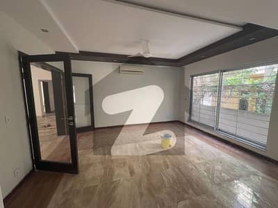 1 Kanal Modren Design House For Rent DHA Phase 3