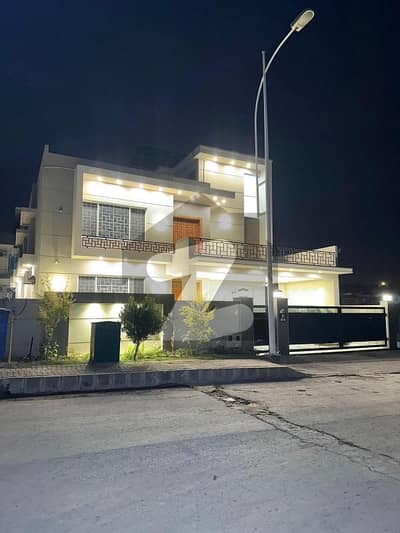 بحریہ ٹاؤن فیز 8 - عثمان ڈی بلاک بحریہ ٹاؤن فیز 8 ۔ سفاری ویلی,بحریہ ٹاؤن فیز 8,بحریہ ٹاؤن راولپنڈی,راولپنڈی میں 5 کمروں کا 1 کنال مکان 12.0 کروڑ میں برائے فروخت۔