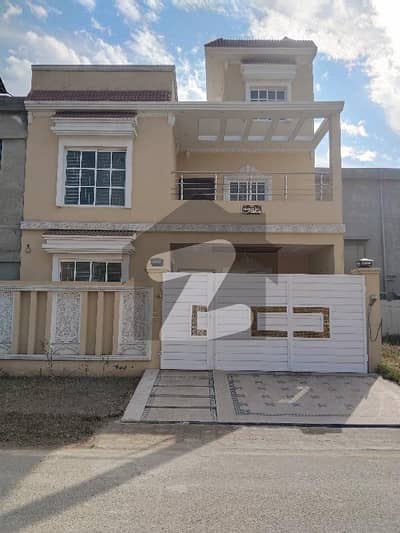 لاہور موٹر وے سٹی ۔ بلاک پی لاھور موٹروے سٹی,لاہور میں 5 کمروں کا 7 مرلہ مکان 1.75 کروڑ میں برائے فروخت۔