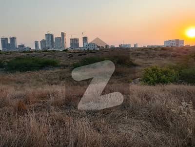 ڈی ایچ اے فیز 8 - زون ڈی ڈی ایچ اے فیز 8,ڈی ایچ اے ڈیفینس,کراچی میں 2 کنال رہائشی پلاٹ 16.5 کروڑ میں برائے فروخت۔