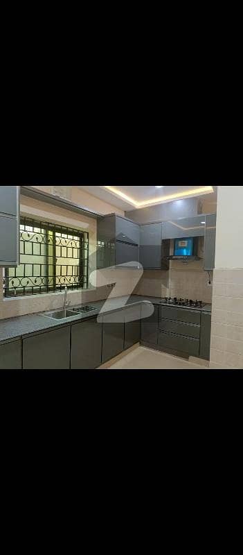 E11/4 1 kanal Open Besament 3 Bedroom