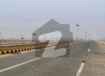 ڈی ایچ اے فیز9 پریزم - بلاک ایل ڈی ایچ اے فیز9 پریزم,ڈی ایچ اے ڈیفینس,لاہور میں 1 کنال رہائشی پلاٹ 2.15 کروڑ میں برائے فروخت۔