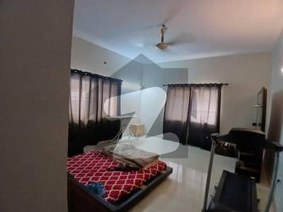 VIP LAVISH FURNISHED BUNGALOW FOR RENT 1000 YARD 5 BEDROOM WITH BASEMENT WITH SOLAR SYSTEM ONLY FOR LONG TIME AGREEMENT COMPANY CLINTE