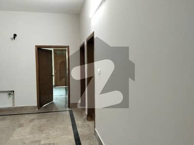 آئی ۔ 8/4 آئی ۔ 8,اسلام آباد میں 3 کمروں کا 12 مرلہ زیریں پورشن 1.5 لاکھ میں کرایہ پر دستیاب ہے۔