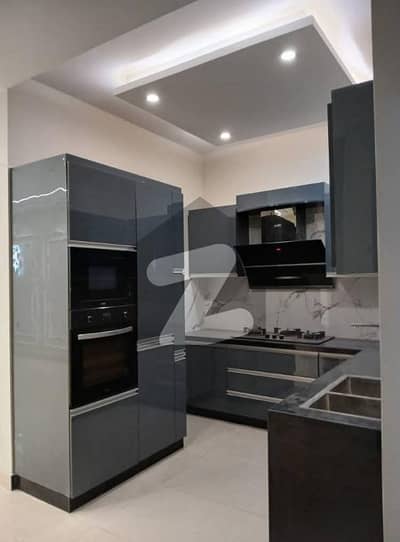 نارتھ ناظم آباد ۔ بلاک آئی نارتھ ناظم آباد,کراچی میں 6 کمروں کا 8 مرلہ مکان 6.0 کروڑ میں برائے فروخت۔