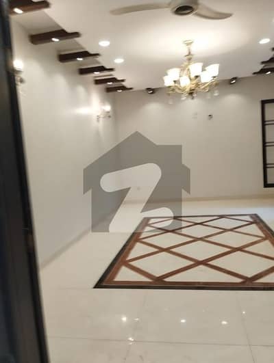 پی ای سی ایچ ایس بلاک 3 پی ای سی ایچ ایس,جمشید ٹاؤن,کراچی میں 5 کمروں کا 14 مرلہ مکان 15.0 کروڑ میں برائے فروخت۔