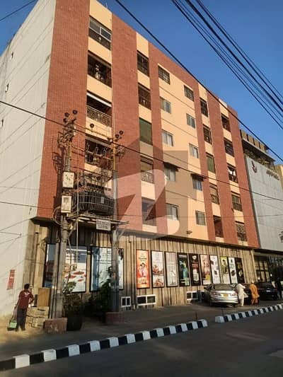 بخاری کمرشل ایریا ڈی ایچ اے فیز 6,ڈی ایچ اے ڈیفینس,کراچی میں 3 کمروں کا 8 مرلہ فلیٹ 3.5 کروڑ میں برائے فروخت۔