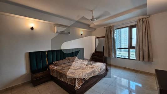 امارکریسنٹ بے ڈی ایچ اے فیز 8,ڈی ایچ اے ڈیفینس,کراچی میں 3 کمروں کا 10 مرلہ فلیٹ 4.0 لاکھ میں کرایہ پر دستیاب ہے۔