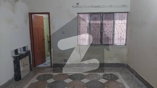 SHEHZAD TOWN SINGLE STOREY HOUSE 2 BED 2 CAR PARKING 9M. 76000