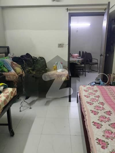 Ready To Buy A Prime Location Flat 650 Square Feet In Gulistan-e-Jauhar - Block 18